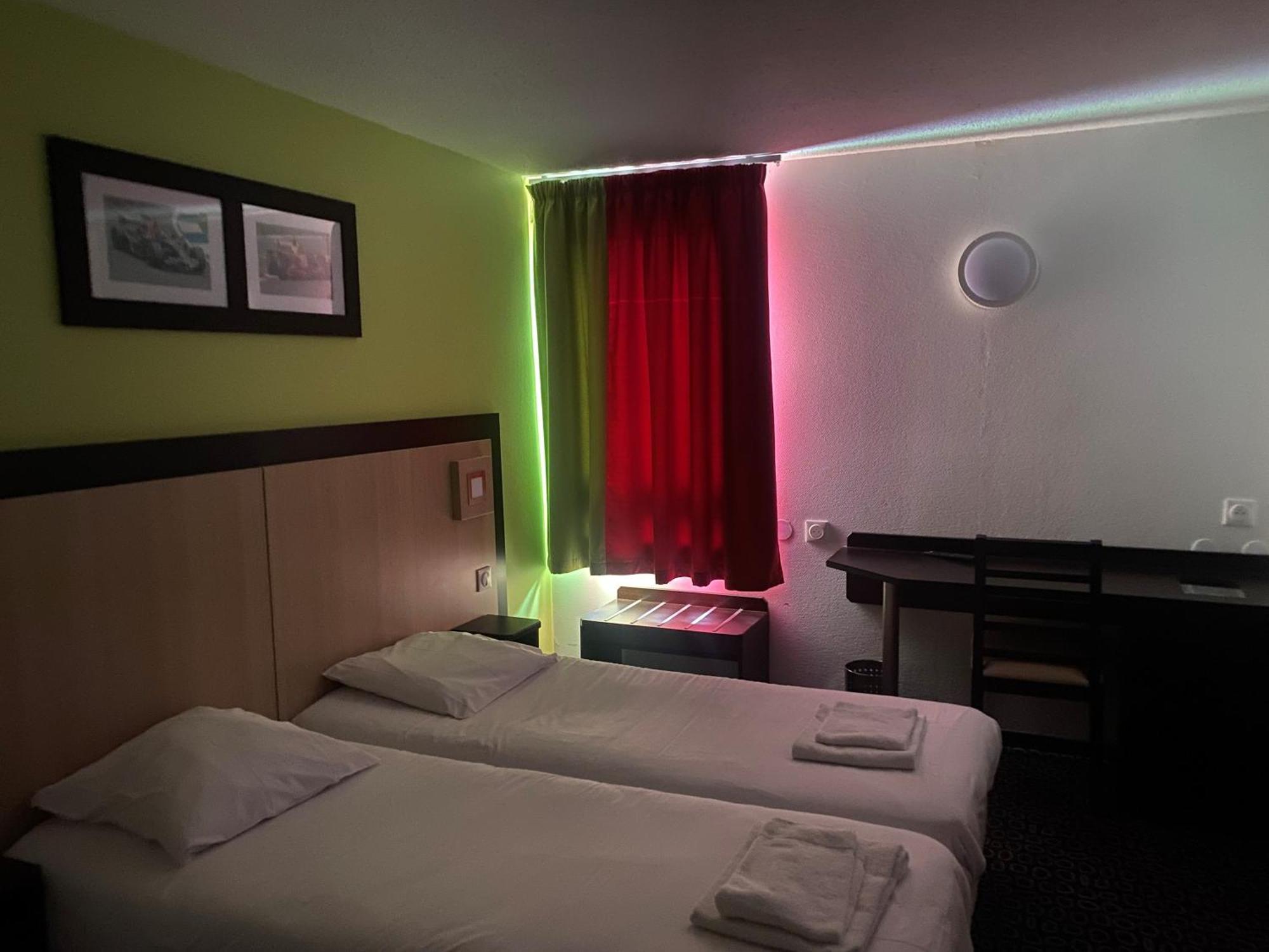 Enzo Hotels Pont-A-Mousson By Kyriad Direct מראה חיצוני תמונה