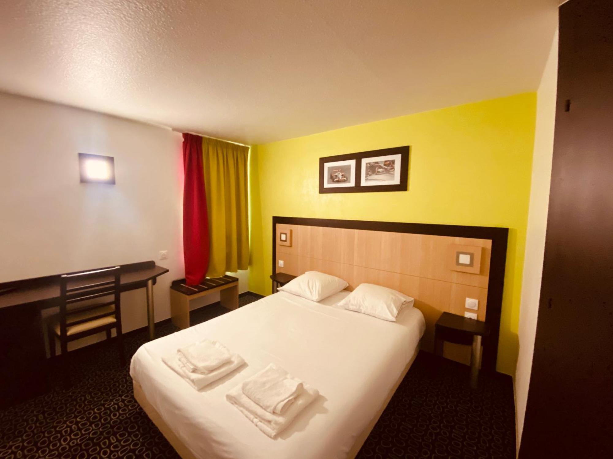 Enzo Hotels Pont-A-Mousson By Kyriad Direct מראה חיצוני תמונה